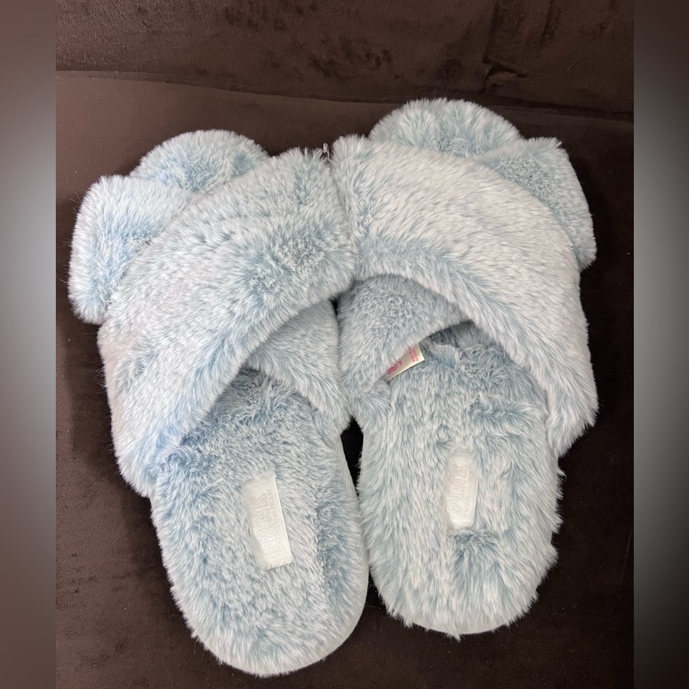 NWOT Pink by Victoria Secret super soft Cozy Light Blue Furry Slippers L